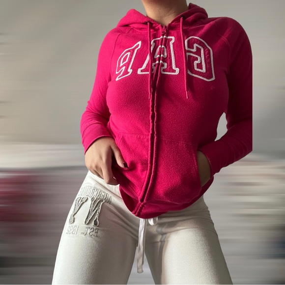 Y2K GAP ZIP-UP - Picture 1 of 3